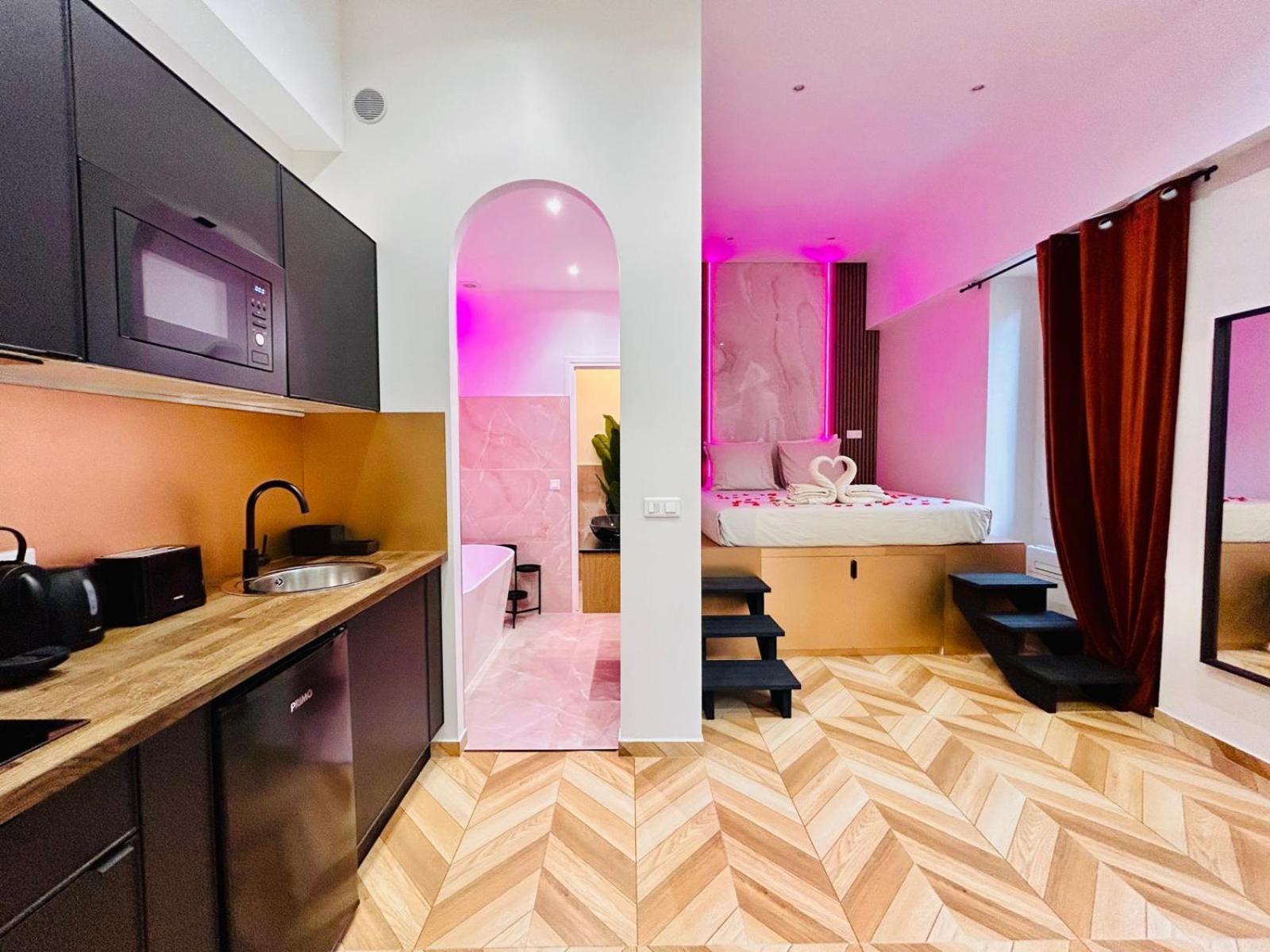 Intimate Escape - Seaside - Spa Bath - Wifi - Ac 尼斯 外观 照片